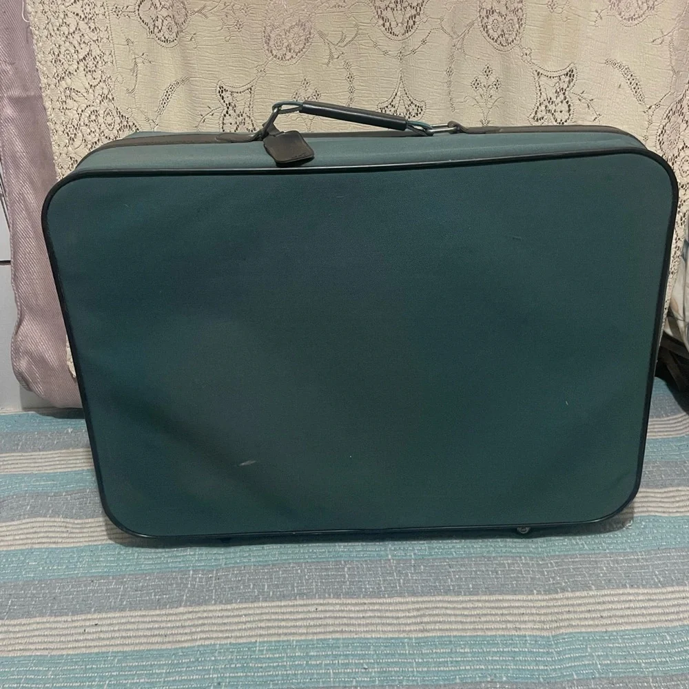 Samsonite: vintage sidekicks green suitcase